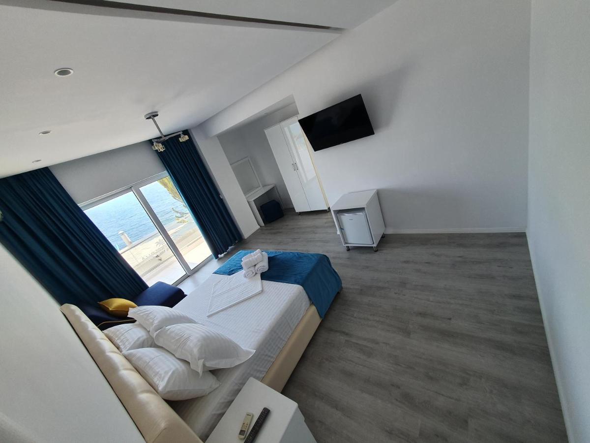 Hotel Aloha Sarandë Exterior foto