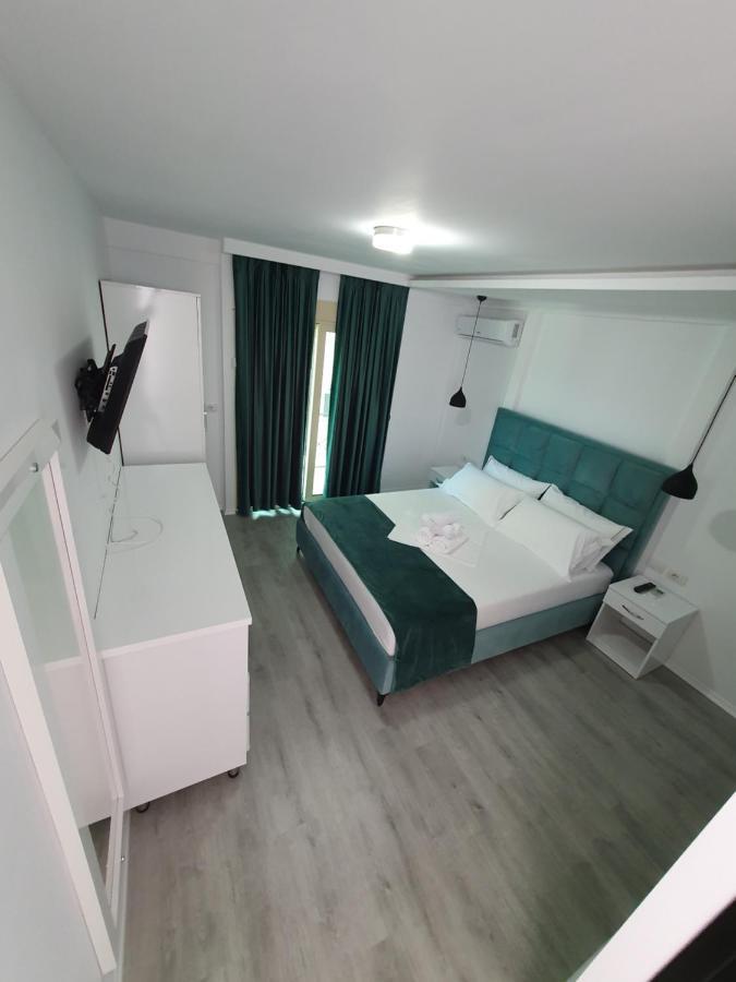 Hotel Aloha Sarandë Exterior foto