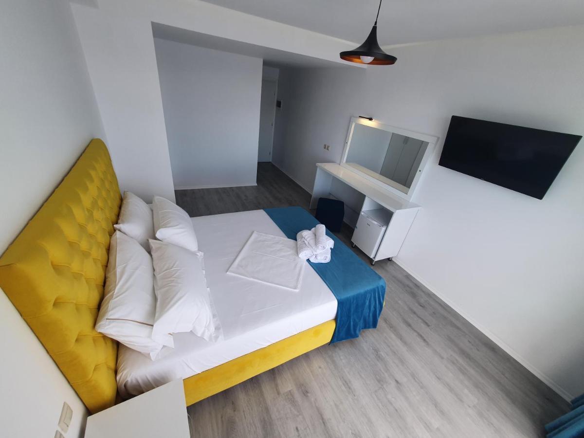 Hotel Aloha Sarandë Exterior foto
