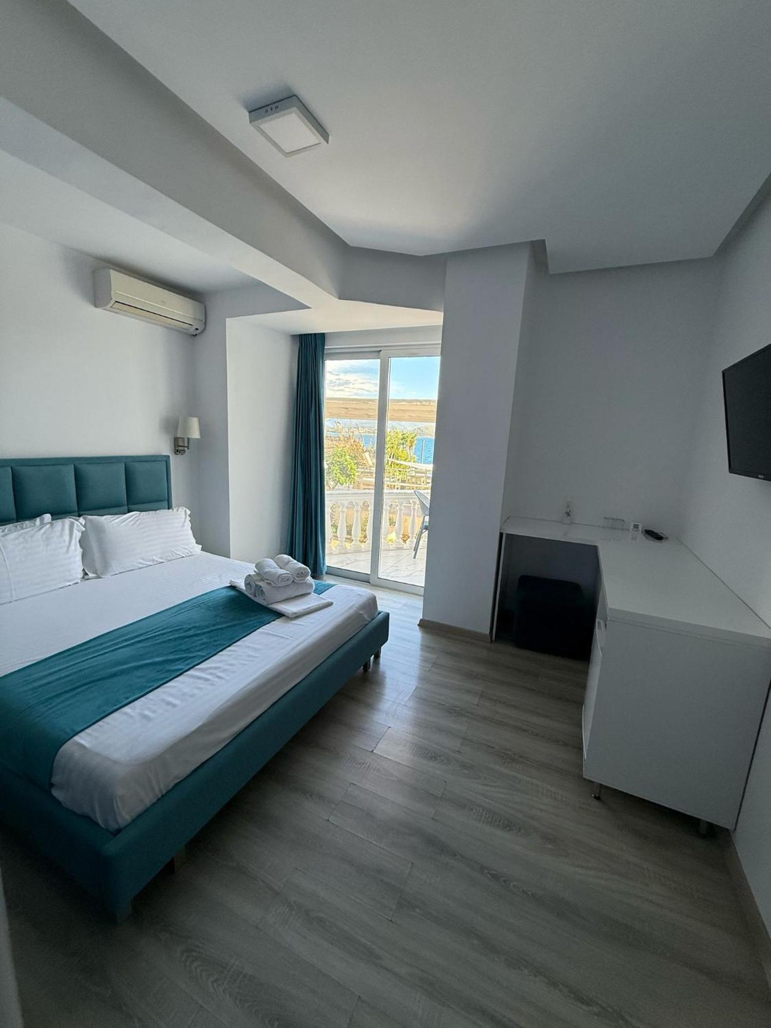 Hotel Aloha Sarandë Exterior foto